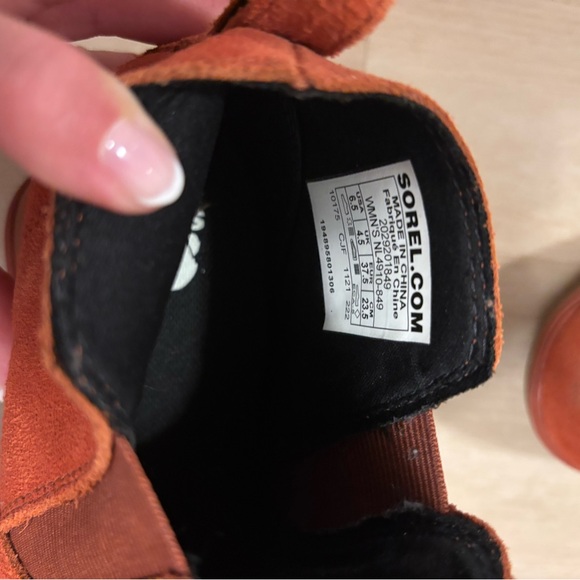 Women's Suede Ankle Boots - Rust/terracotta - Picture 5 of 5